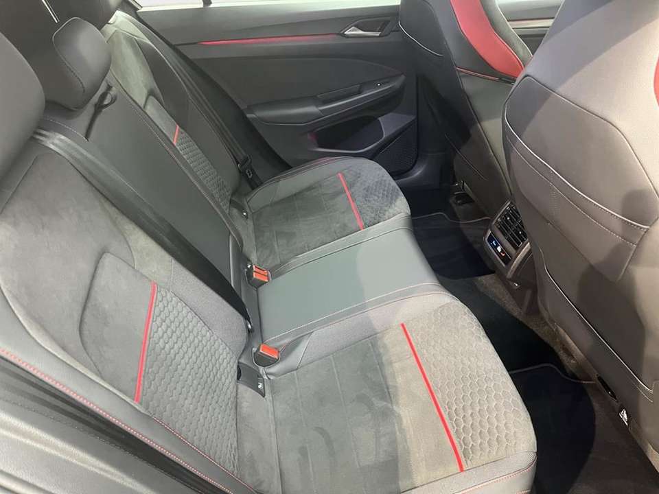 Volkswagen Golf - Imagem 12