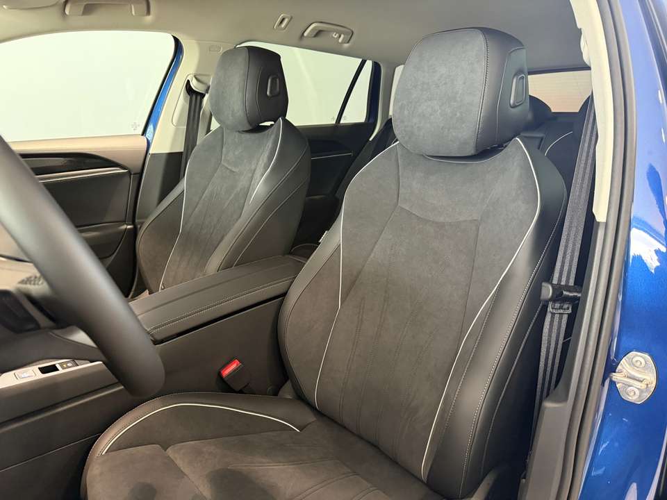 Volkswagen Passat - Imagem 14