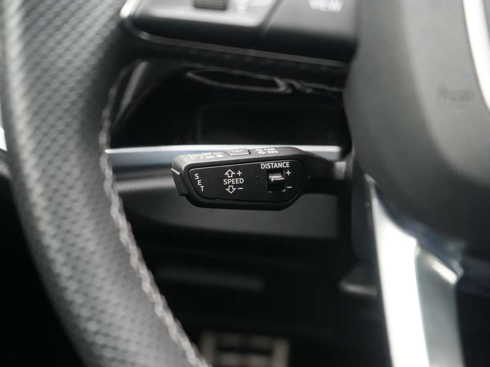 Car picture 9