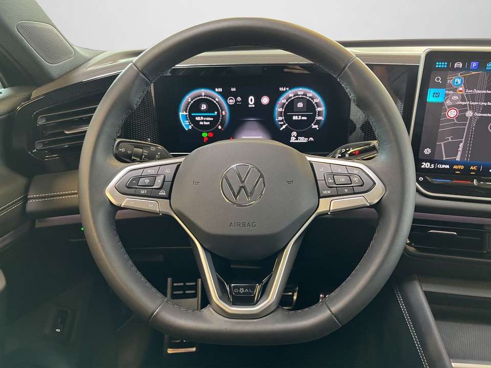 Car picture 9