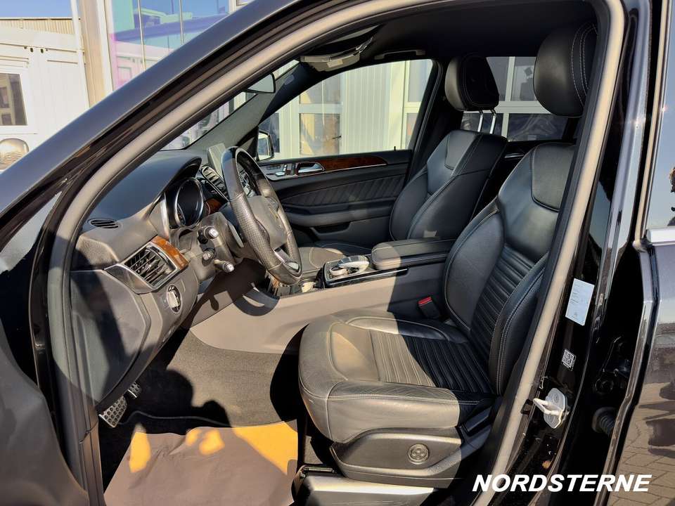 Car picture 19