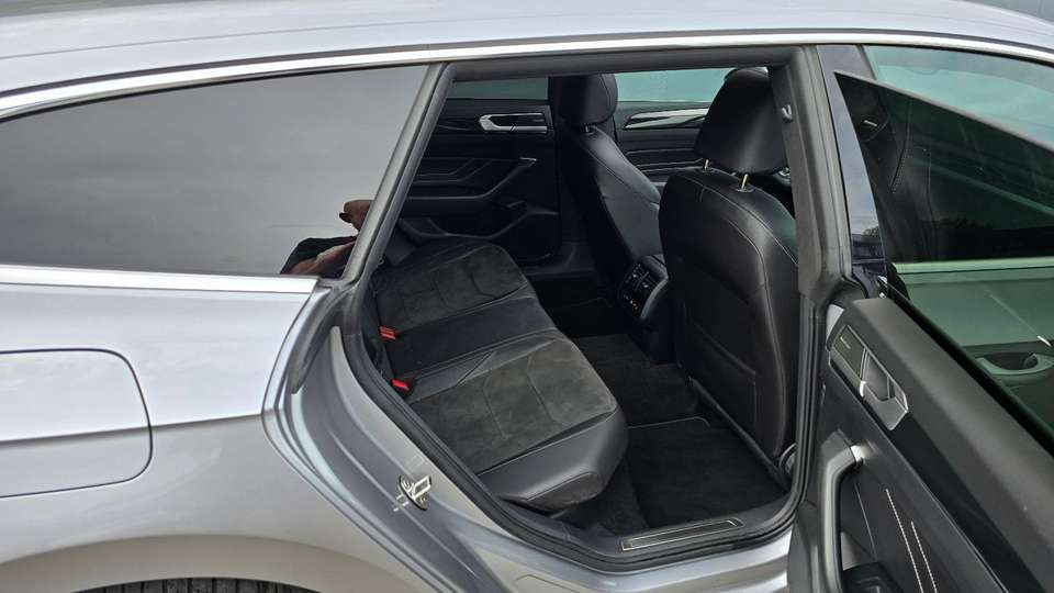 Car picture 9