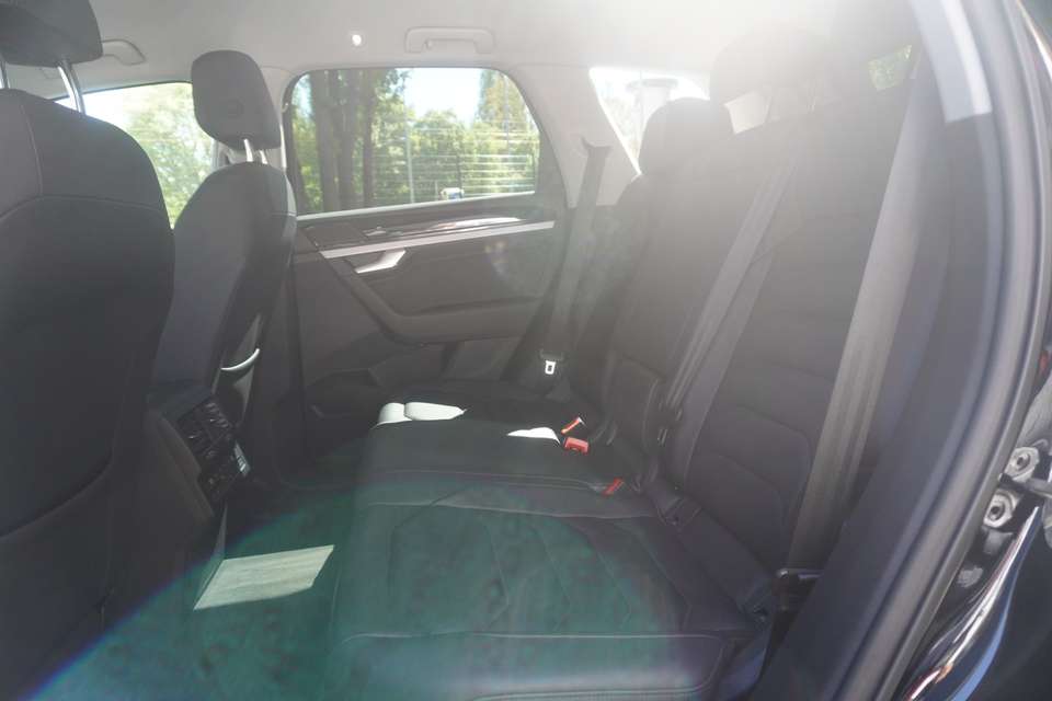 Car picture 12