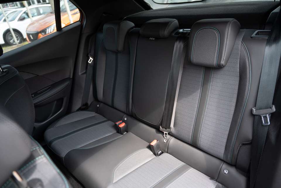 Car picture 4