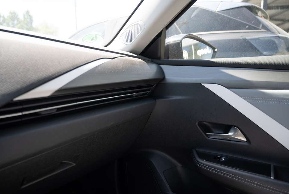 Car picture 11