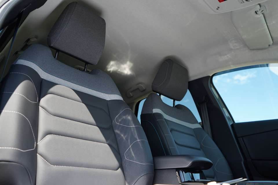 Car picture 9