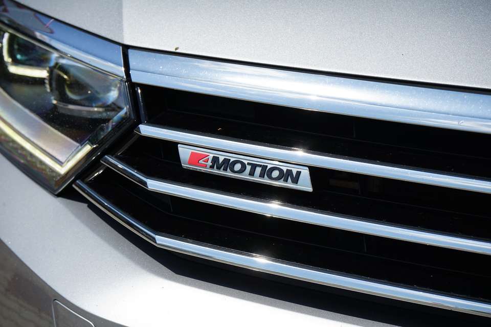 Car picture 10