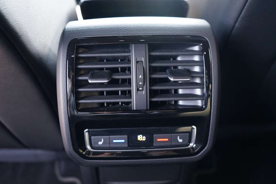 Car picture 15