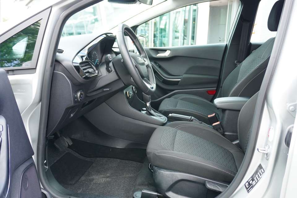 Car picture 11