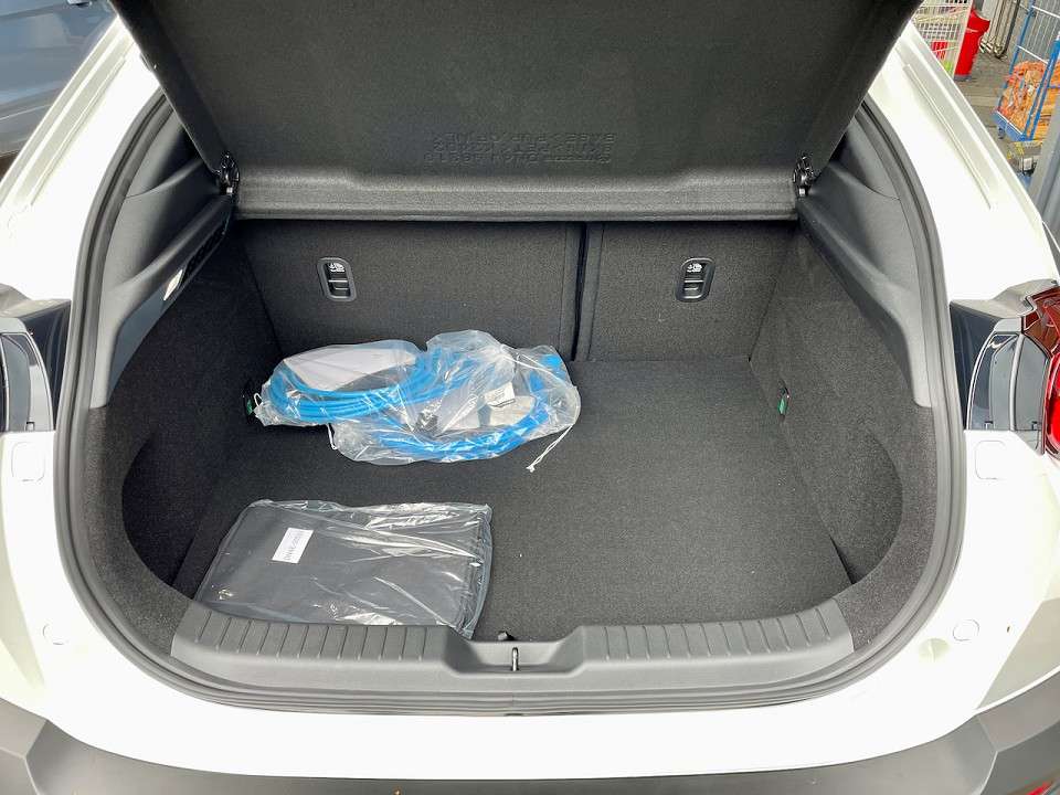 Car picture 9