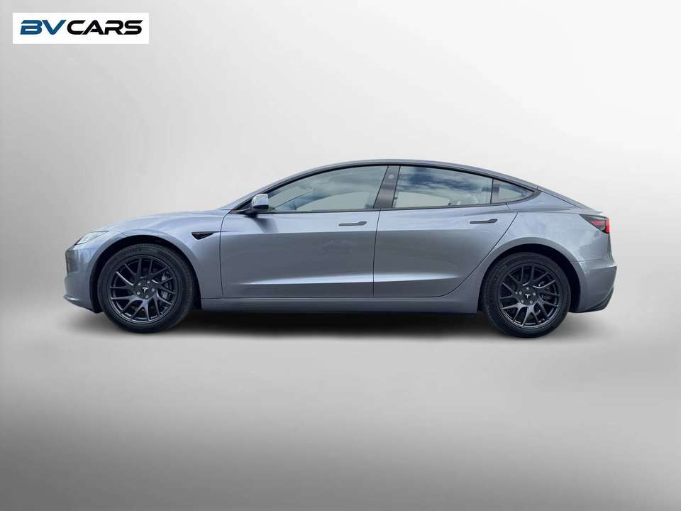 Tesla Model 3 - Imagem 3