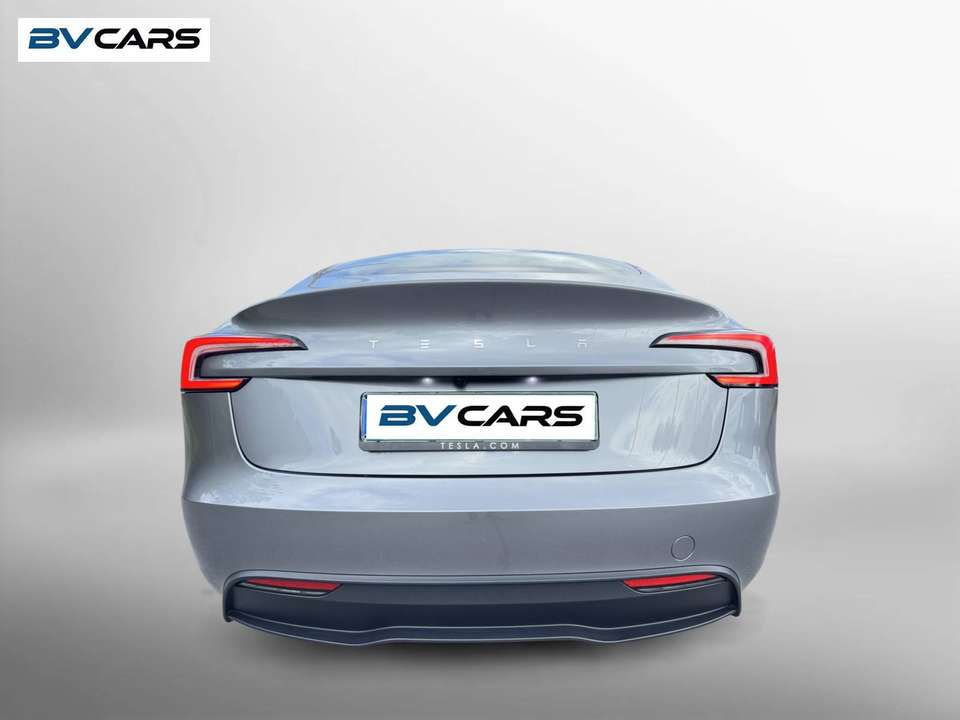 Tesla Model 3 - Imagem 5