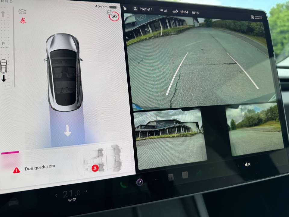Tesla Model 3 - Imagem 18