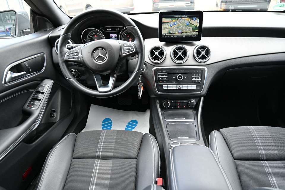 Mercedes-Benz CLA 180 - Imagem 9