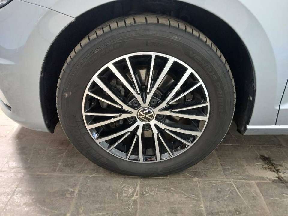 Car picture 9