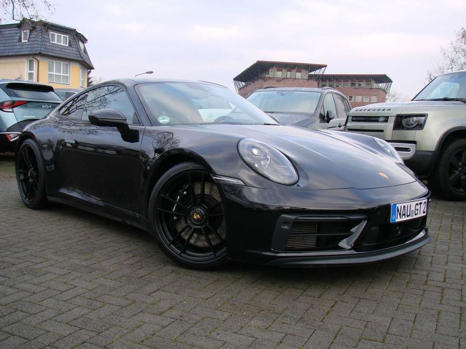 Car picture 1