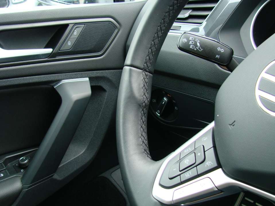 Car picture 9