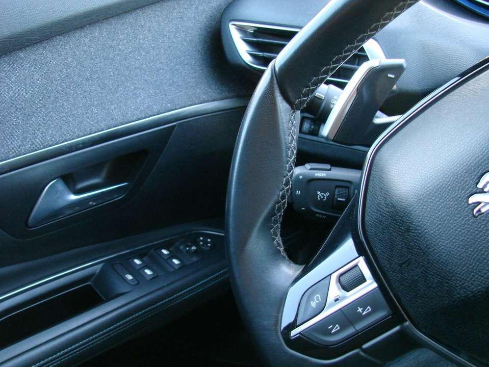 Car picture 9