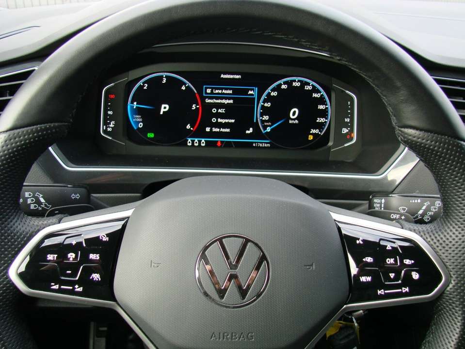 Car picture 9