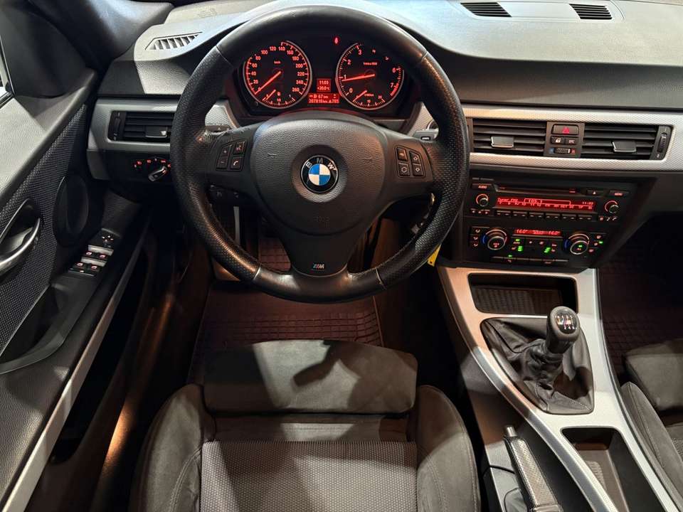 Car picture 11