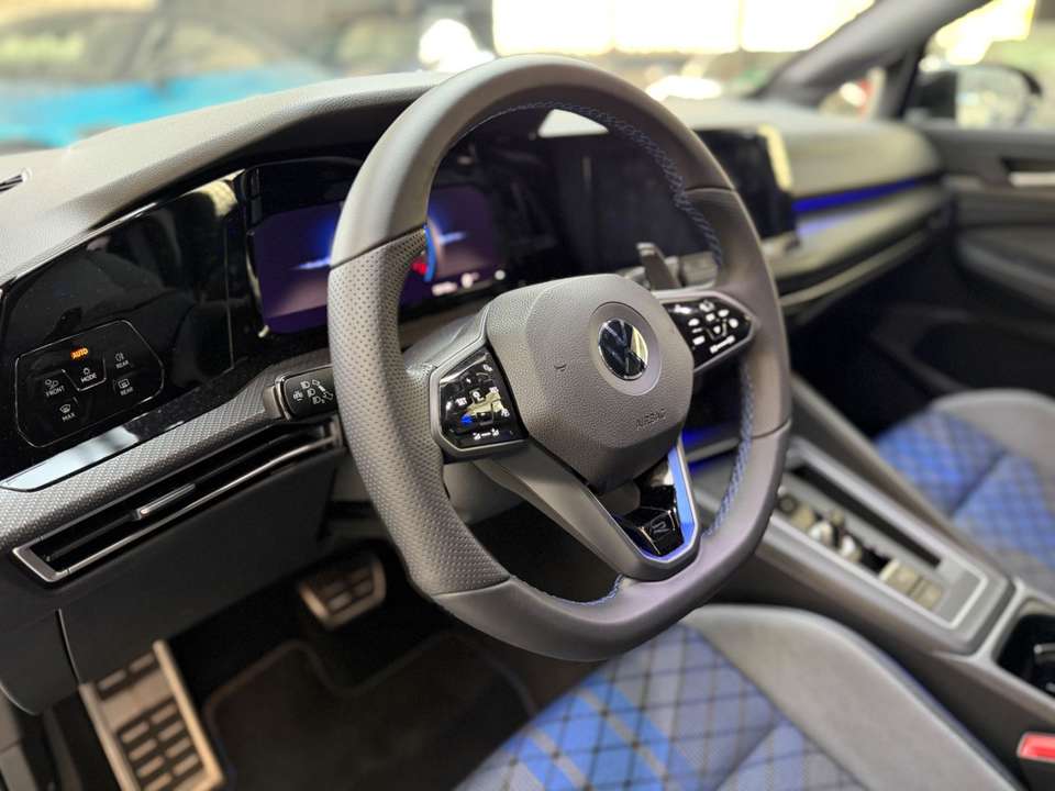 Car picture 9