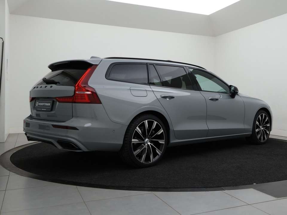 Volvo V60 - Imagem 3