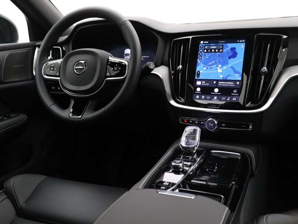 Volvo V60 - Imagem 6