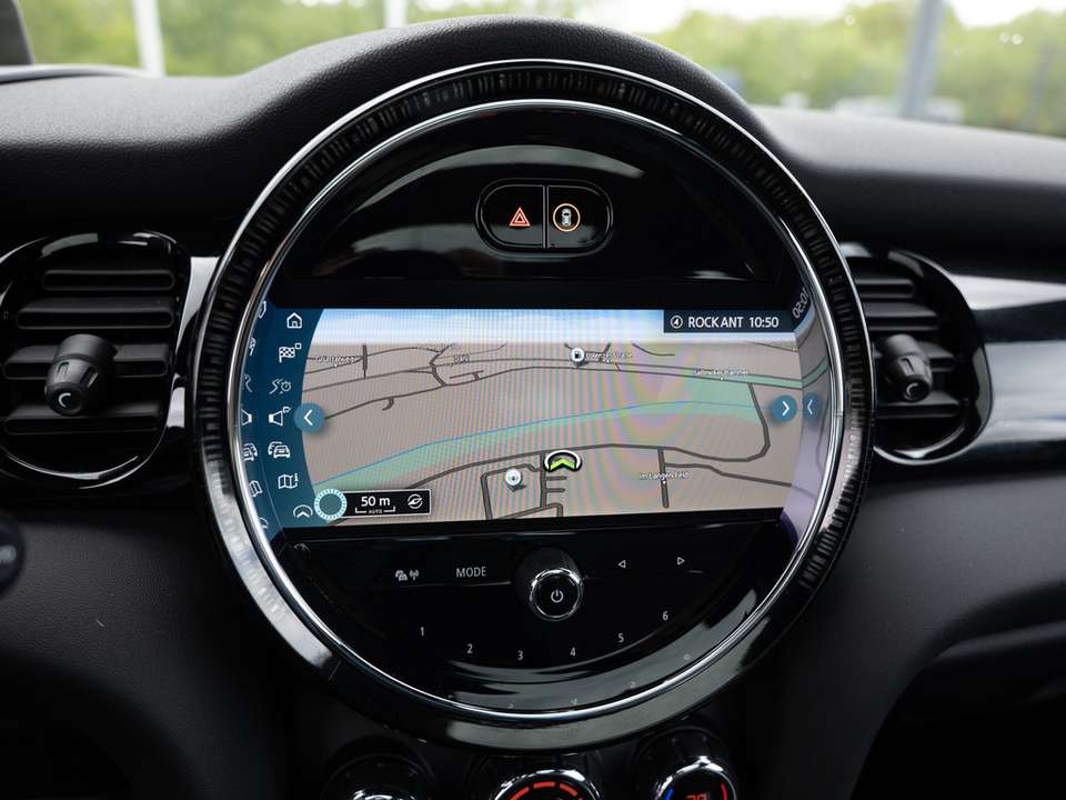 MINI Cooper SE - Imagem 14