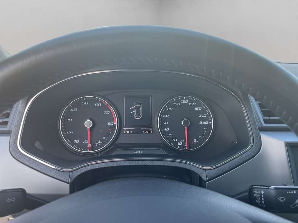 Car picture 9