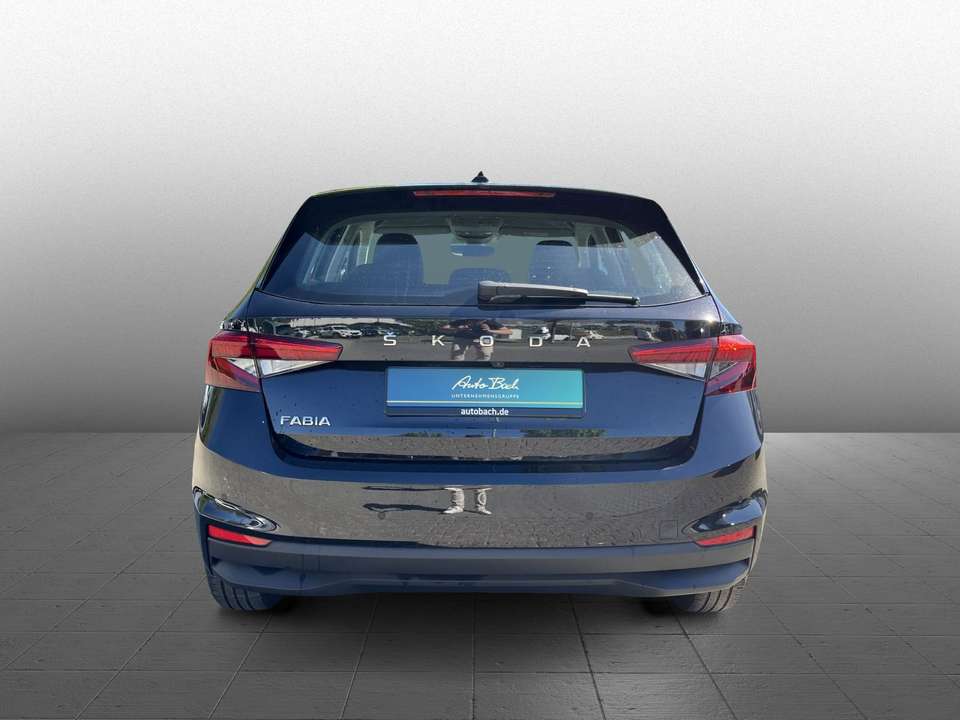 Skoda Fabia - Imagem 3