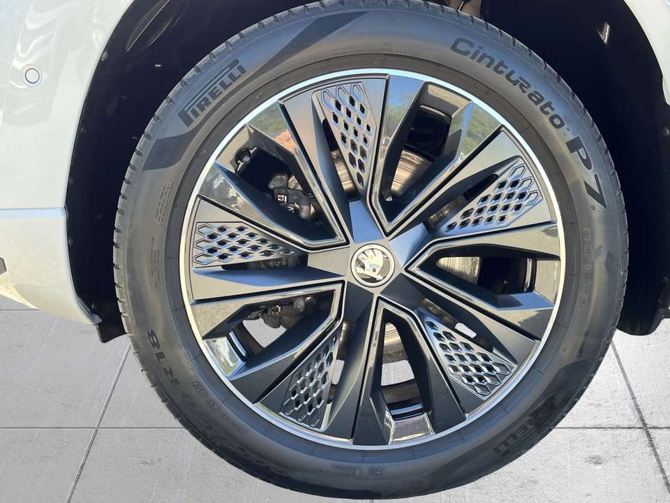 Skoda Karoq - Imagem 7
