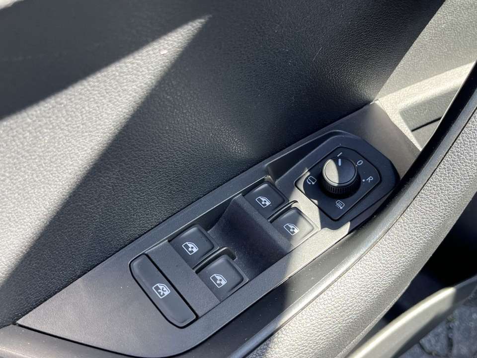 Skoda Karoq - Imagem 8