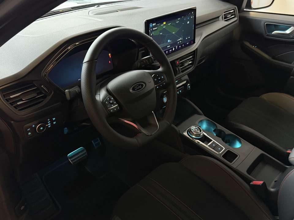 Ford Kuga - Imagem 12