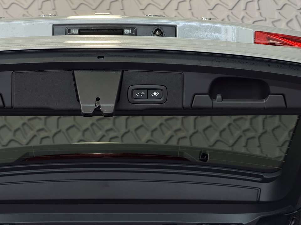 Volvo XC60 - Imagem 10