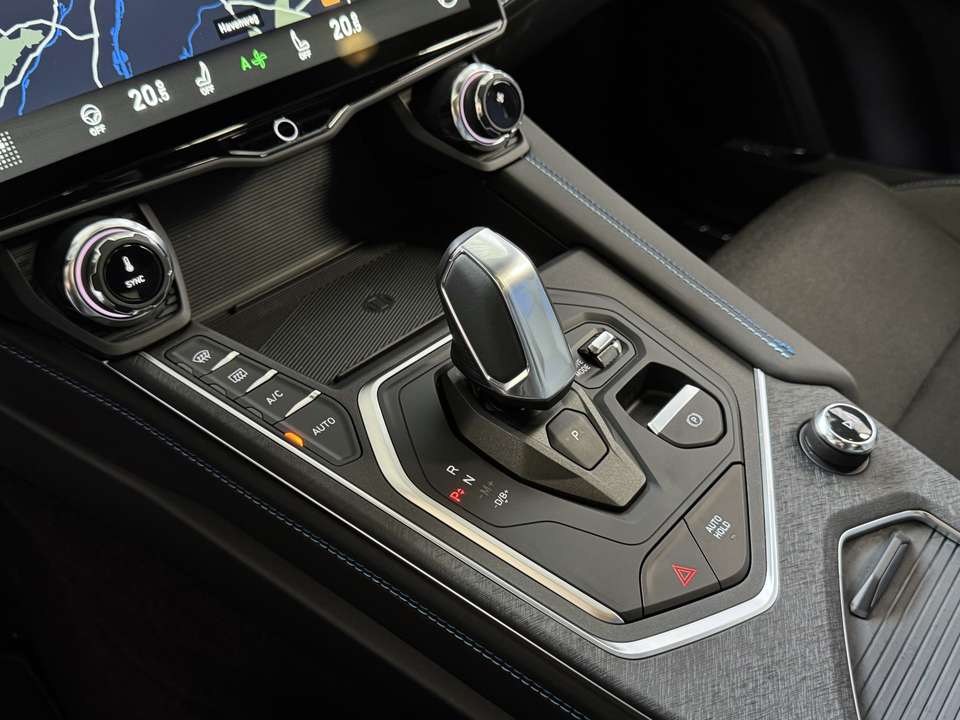Car picture 18