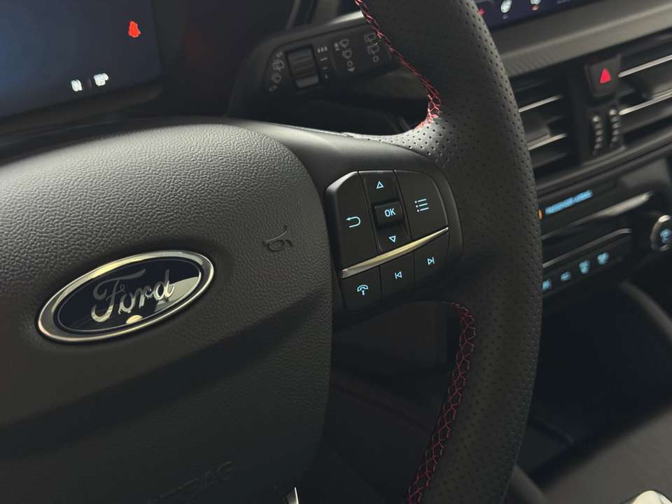 Ford Kuga - Imagem 14