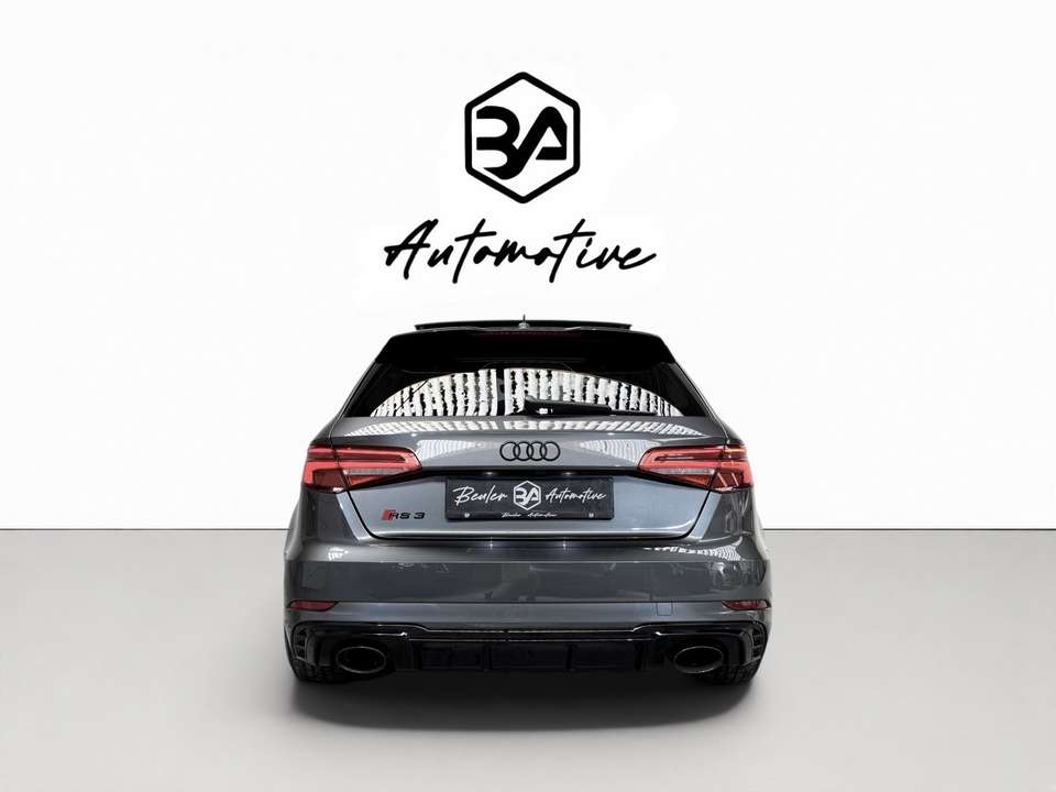 Audi RS3 - Imagem 4
