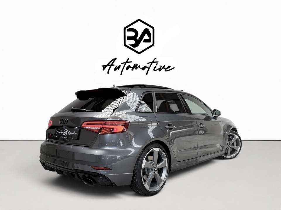 Audi RS3 - Imagem 5