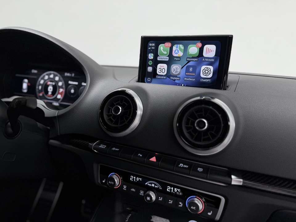 Audi RS3 - Imagem 11