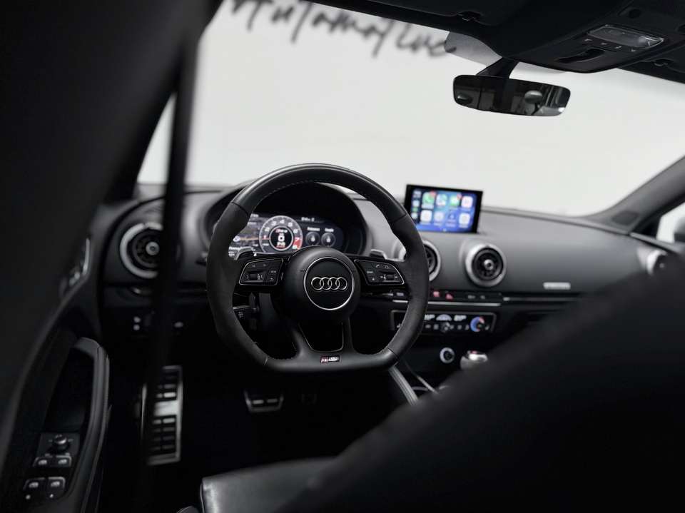 Audi RS3 - Imagem 13