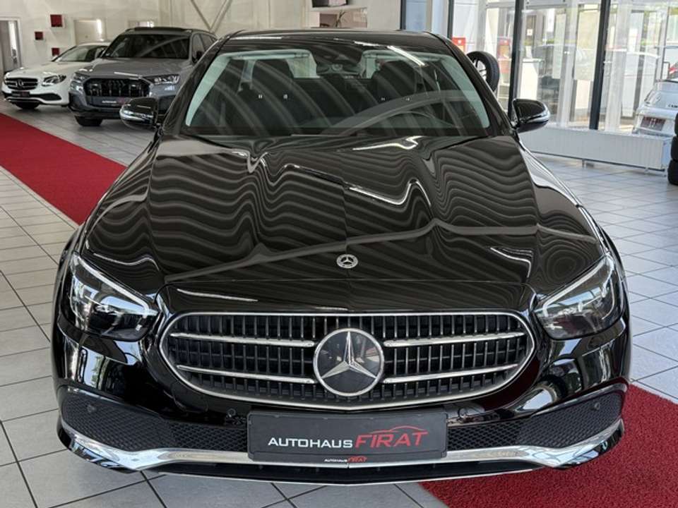Mercedes-Benz E 200 - Imagem 10