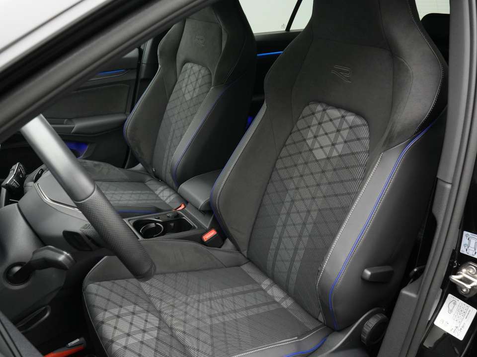Volkswagen Golf - Imagem 6