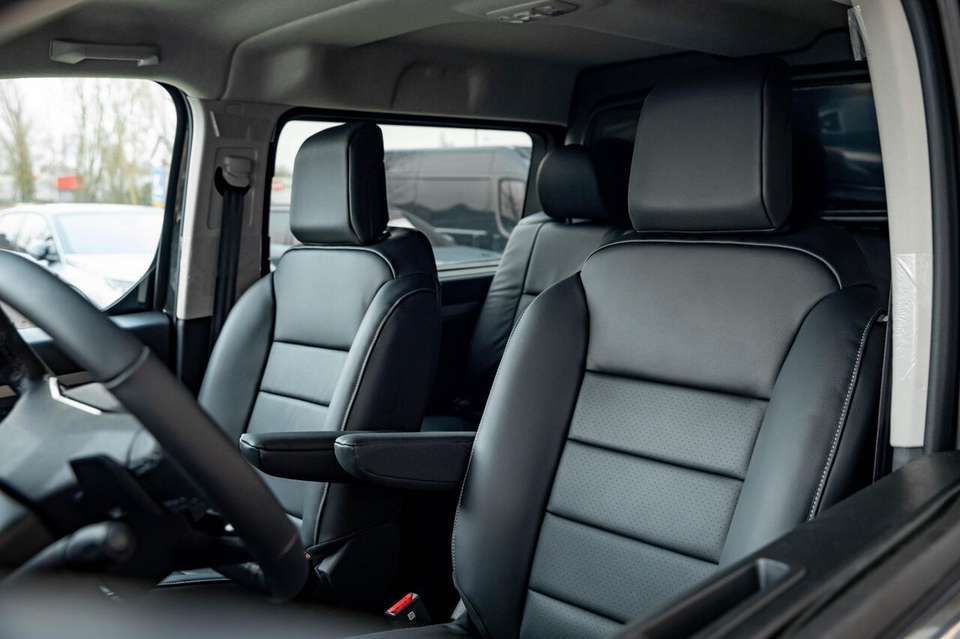 Opel Vivaro - Imagem 9