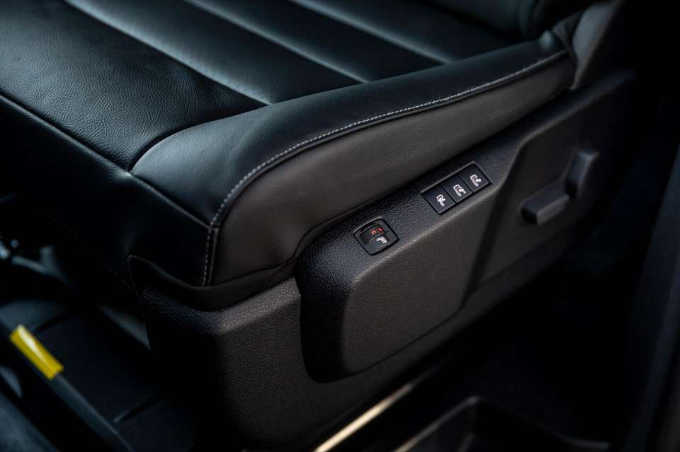 Opel Vivaro - Imagem 10