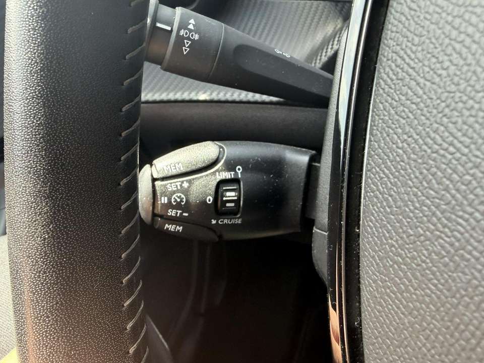 Peugeot 2008 - Imagem 13