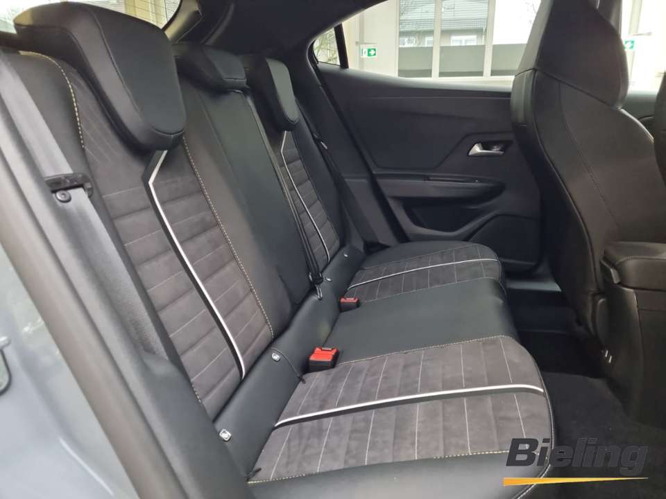 Car picture 9