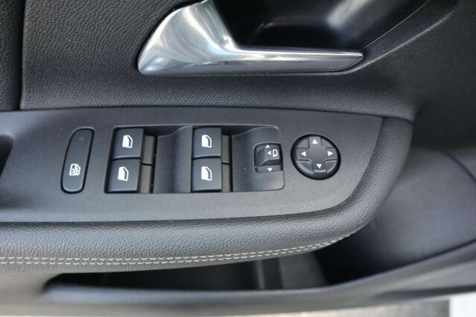 Car picture 9