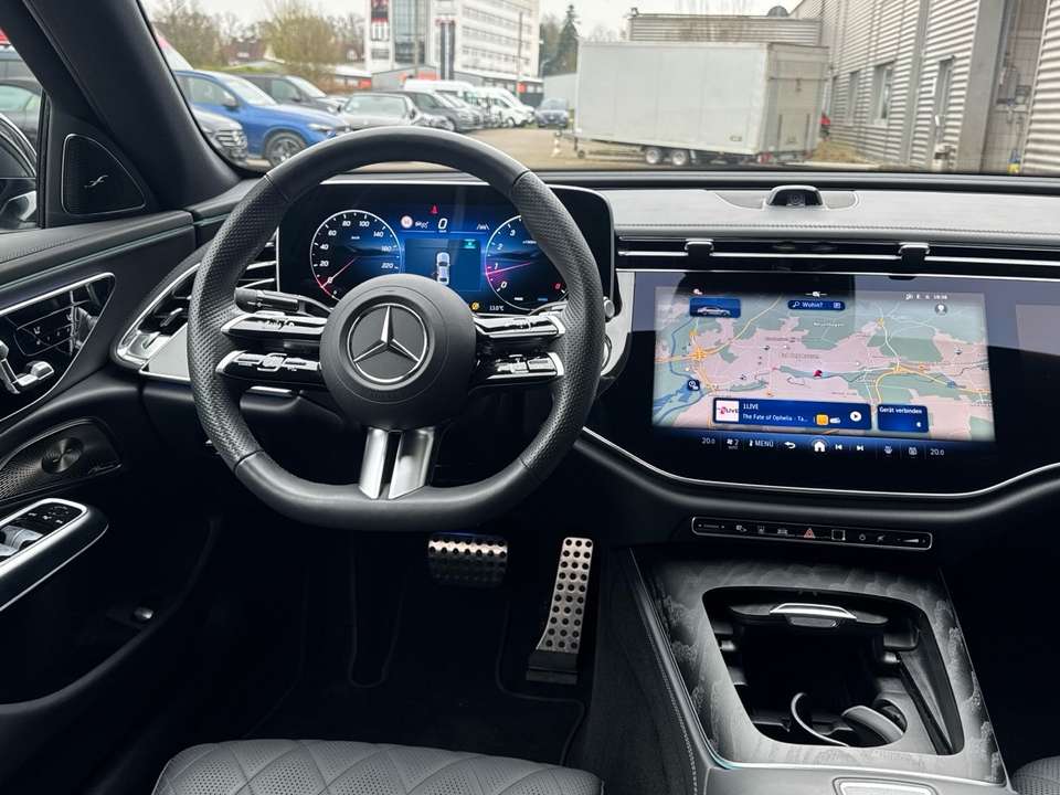 Car picture 9