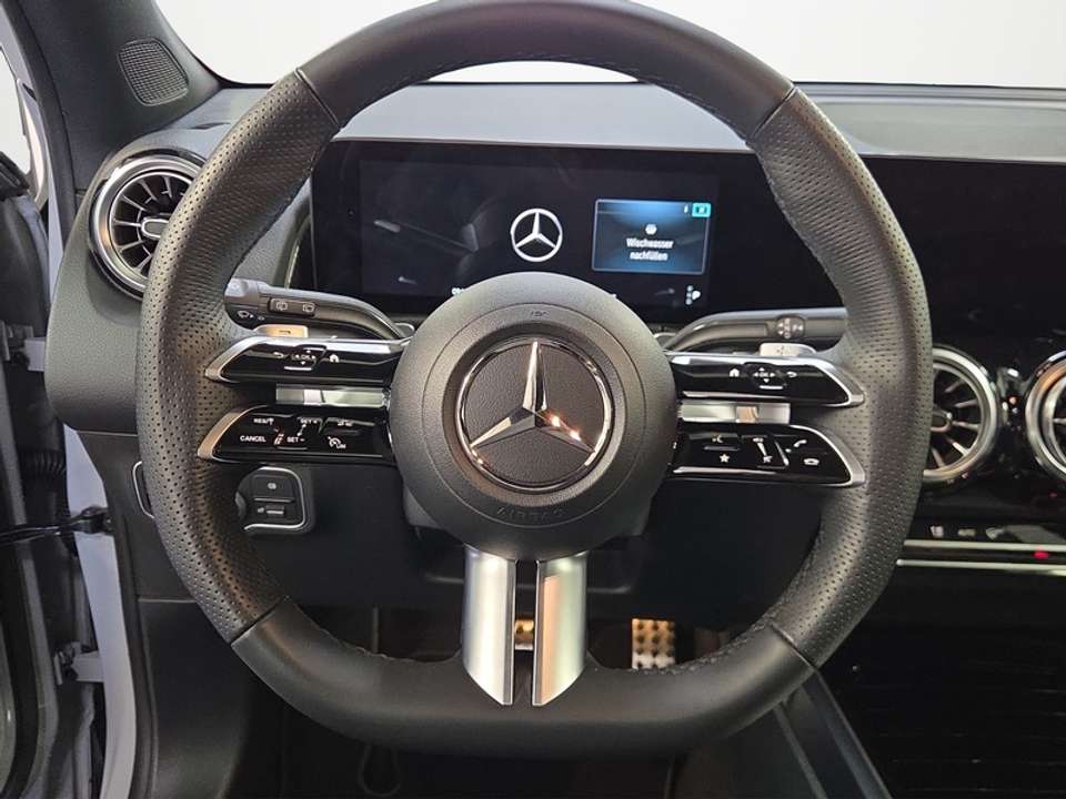 Car picture 11