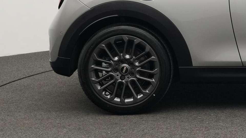 Car picture 11